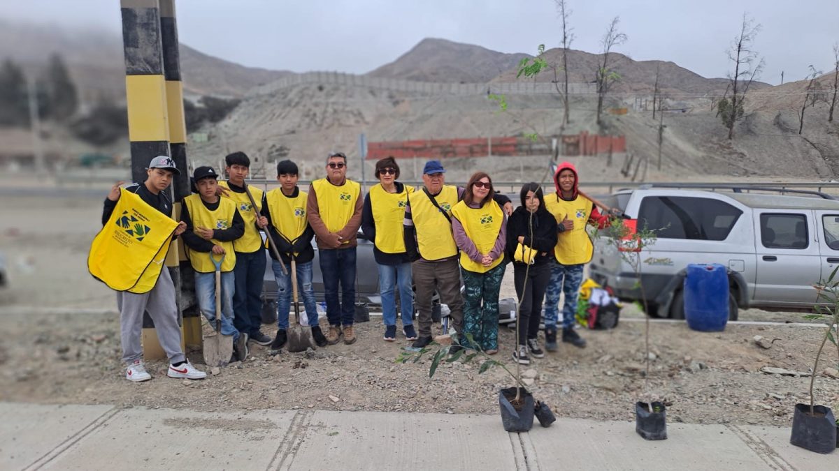 Jóvenes siembran esperanza y futuro en Copiapó, Chile